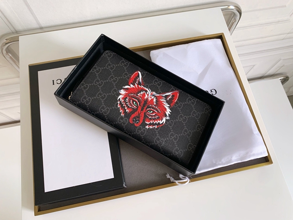 グッチ財布コピー正面デザイン